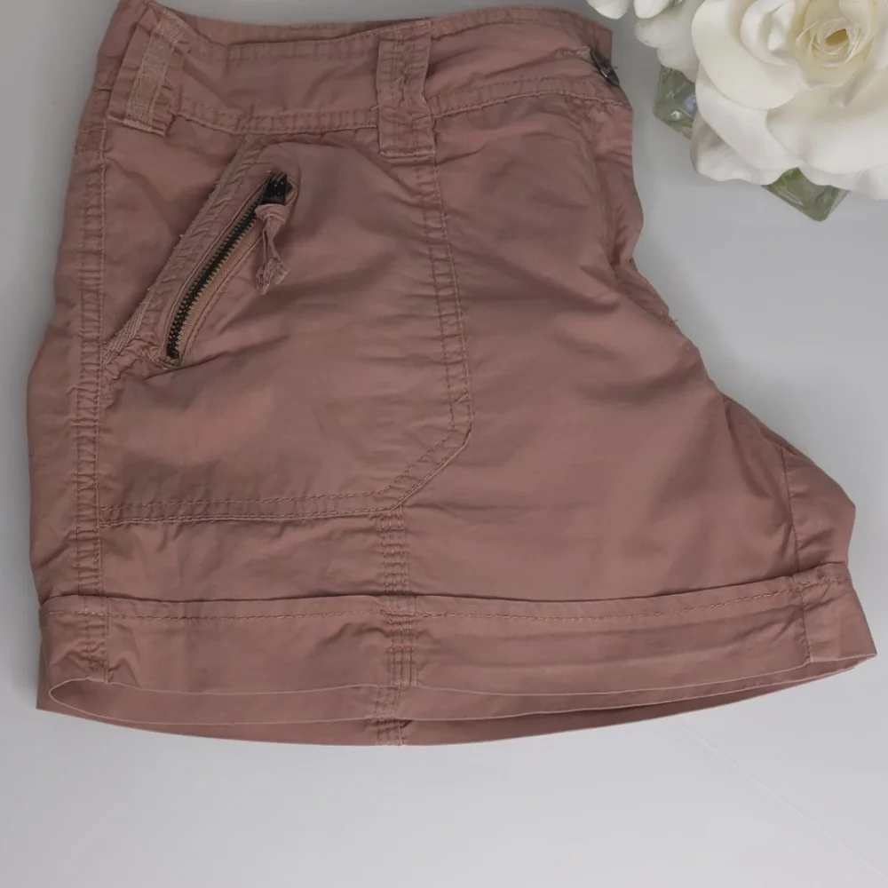Dalia Collection Cargo shorts size 10